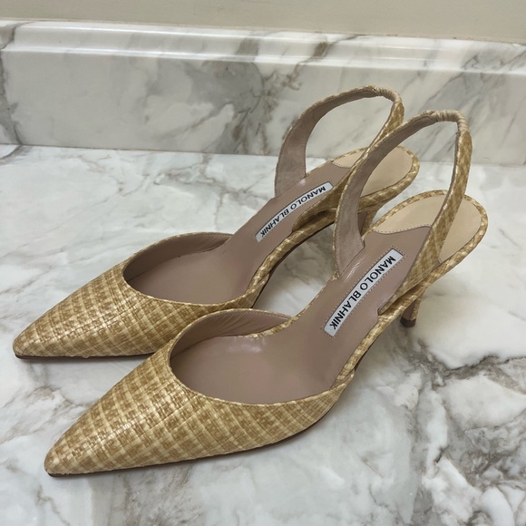 Manolo Blahnik Woven Slingback Heels Size 39 - Picture 8 of 11